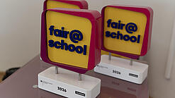 Preis für die fair@school-Auszeichnung.