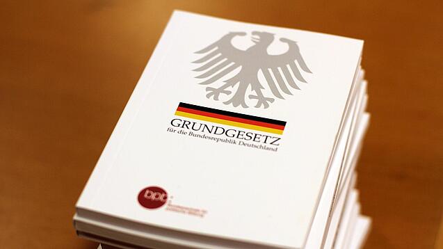 Das Grundgesetzbuch der Bundesrepublik Deutschland.