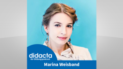 Marina Weisband lächelt in die Kamera.