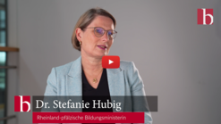 Rheinland-pfälzische Bildungsministerin Stefanie Hubig im Interview.